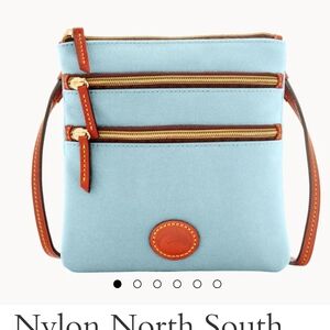 🔥Dooney & Bourke🔥Sky Blue Double Zip Crossbody Bag